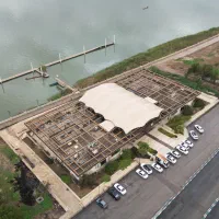 استخدام  صندوقدار،سفارشگیر،سالندار،باریستا،نظافتچی