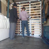 کارگر اثاث کشی ماهر