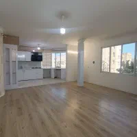 آپارتمان ۹۰ متر / شخصی ساز / لوکیشن عالی/ سر ۲ نبش