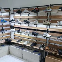 ویترین دکور کفش‌ قابل‌ استفاده برای اصناف دیگه هم