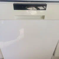 ماشین ظرفشویی و لباسشویی سالم و تمیز