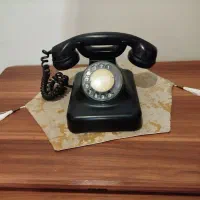 تلفن قدیمی