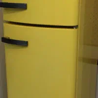 یخچال سینجر زرد رنگ