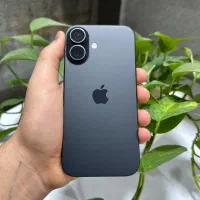 گوشی ایفون ۱۶ نرمال