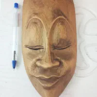 دو عدد ماسک چهره چوبی اصل