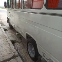 مینی بوس ۱۷نفره