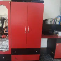 میز کامپیوتر وکمد لباس