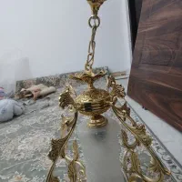 یک عدد لوستر سلطنتی|لوستر و چراغ آویز|رشت, استقامت ۱|دیوار