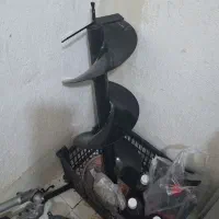 چاله کن و سمپاش