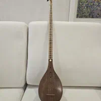 سه تار قدیمی سکوتی