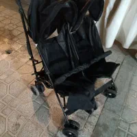 کالسکه دو قلو