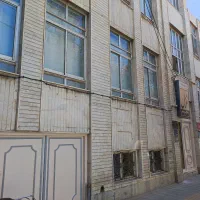اجاره یک پارکینگ تجاری لب بلوار مناسب مغازه
