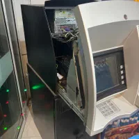 دستگاه خودپرداز با قابلیت برداشت وجه نقد