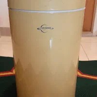سطل پدالی و سطل بزرگ حیاط