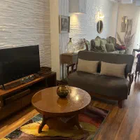 نیم ست مبل با میز وسط کاملا سالم