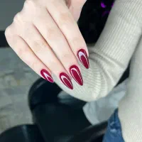 آموزش کاشت ناخن و خدمات ناخن