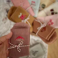 جوراب وارداتی گلدوزی