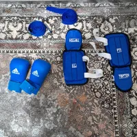 فروش 2 ست لباس وسایل کاراته درحد نو