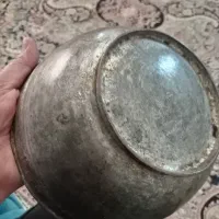 ضروف ولوازم زیر خاکی بسیار قدیمی