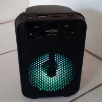 اسپیکر(باند)|پخشکننده همراه|کاشان, ولیعصر|دیوار