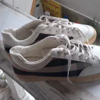 یک جفت کتانی خارجی ویتنام سایز۴۴  ۴۵یک