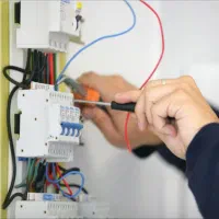 خدمات فنی و برقکاری و کولر و پکیج و آبگرمکن