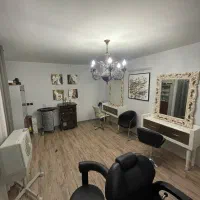 اجاره صندلی در سالن زیبایی محدوده خیابان میر|اجارهٔ دفتر کار، اتاق اداری، مطب|اصفهان, باغ نگاره|دیوار