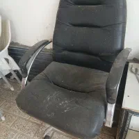 صندلی اداری سالم