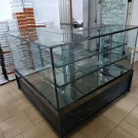 ویترین مغازه