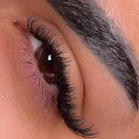 پذیرش مدل اکستنشن مژه