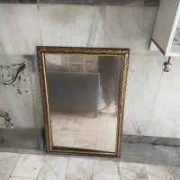 آینه دیواری یا رو میزی