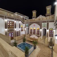 واحد اسکان اقامتگاه سوییت هتل سنتی شمسه آفرود کویر