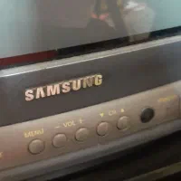 میز تلویزیون شیشه ای و تلویزیون سامسونگ|تلویزیون و پروژکتور|کرج, کوی امامیه|دیوار