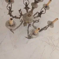 لوستر برنزی خیلی قدیمی