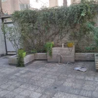 خانم جهت نگهداری سالمند با جای خواب