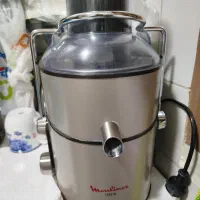آبمیوه گیری مولینکس یه تومن