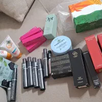 محصولات ارایشی برند قم