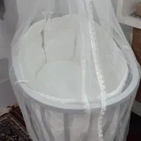 تخت چوبی نوزادی|تخت و صندلی بچه|لنگرود, |دیوار