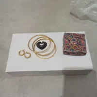 فروش طلای درحد نو به نره خام. بدون خط وخش