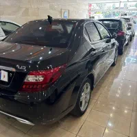 دنا پلاس اتومات مشکی