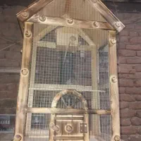 قفس چوبی