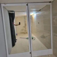 یک جفت آینه قدی مخصوص اتاق پرو ،پرده مخمل