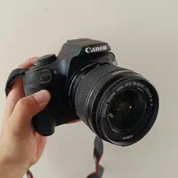 دوربین1300d