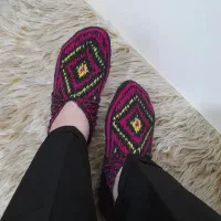 پاپوش رنگی|لباس|رشت, استقامت ۱|دیوار