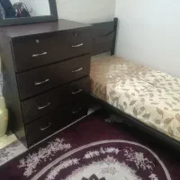 تخت و دلاور|تخت و سرویس خواب|محمدشهر, محمدشهر|دیوار