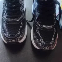 کتانی زنانه|کیف، کفش، کمربند|رشت, هلال احمر|دیوار