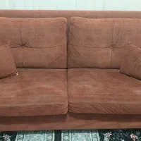 مبل و میز تلویزیون در حد نو