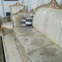 سلام فروشی مبل 9نفره با سه عدد میز عسلی کاملا سلام