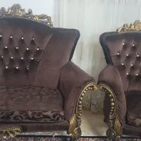 مبل نیمه سلطنتی
