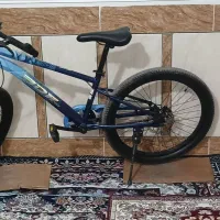 دوچرخه در حد نو